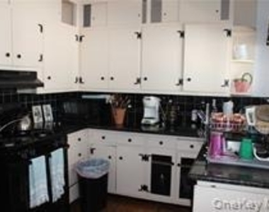 24 Oswego Avenue - Photo Thumbnail 4