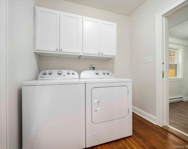 121 Clinton Avenue - Photo Thumbnail 11