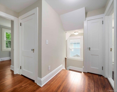 121 Clinton Avenue - Photo Thumbnail 13