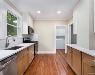 121 Clinton Avenue - Photo Thumbnail 9