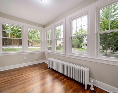 121 Clinton Avenue - Photo Thumbnail 5