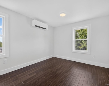 21 Judson Street - Photo Thumbnail 21
