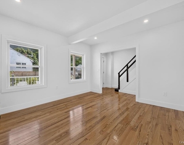 21 Judson Street - Photo Thumbnail 7