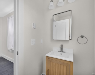 21 Judson Street - Photo Thumbnail 14