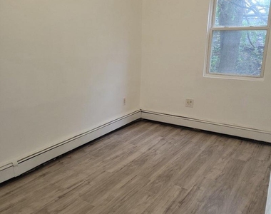 210 S 5th Avenue - Photo Thumbnail 5