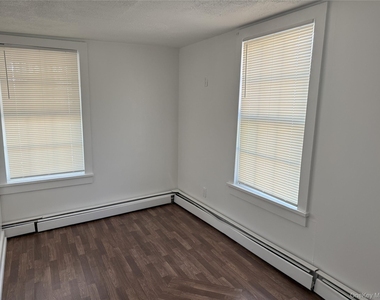 6 Glenmere Avenue - Photo Thumbnail 5
