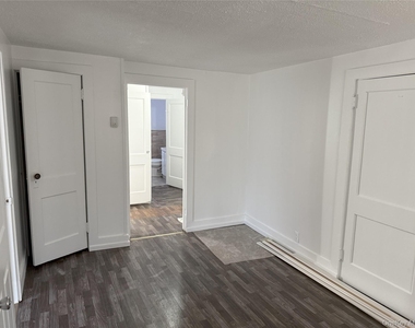 6 Glenmere Avenue - Photo Thumbnail 7