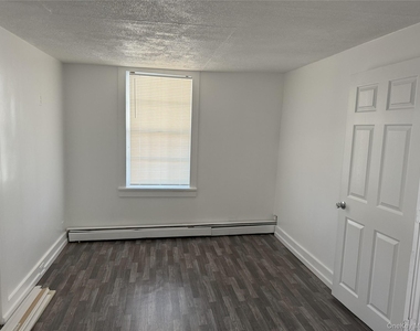 6 Glenmere Avenue - Photo Thumbnail 6