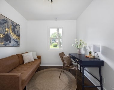 34 Lakeview Avenue - Photo Thumbnail 14