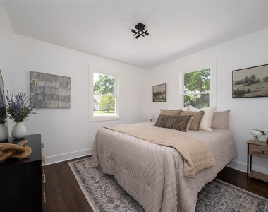 34 Lakeview Avenue - Photo Thumbnail 15