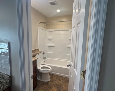 29 Fort Putnam Street - Photo Thumbnail 3