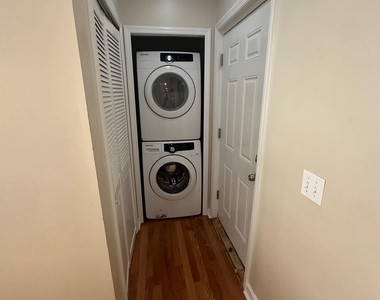 29 Fort Putnam Street - Photo Thumbnail 6