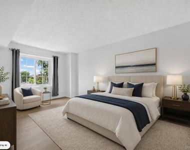 242 Maple Avenue - Photo Thumbnail 12