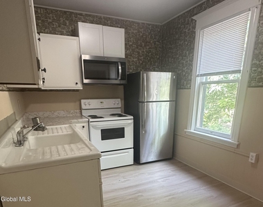 1617 Campbell Avenue - Photo Thumbnail 8