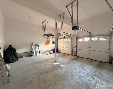 87 Timber Hill Drive - Photo Thumbnail 31