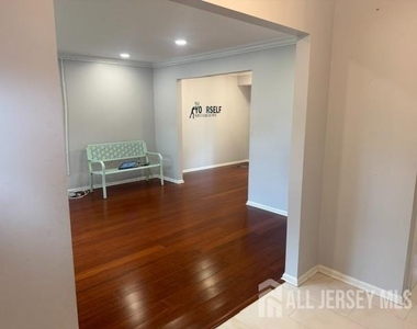 16 Wakefield Drive - Photo Thumbnail 13