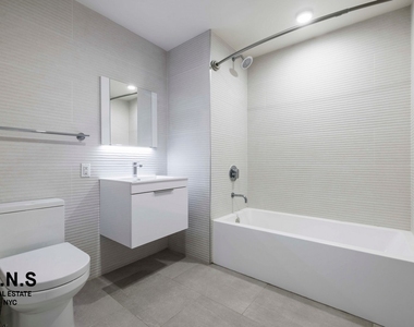 531 W 159th Street - Photo Thumbnail 3