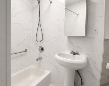 87 Clinton Street - Photo Thumbnail 15