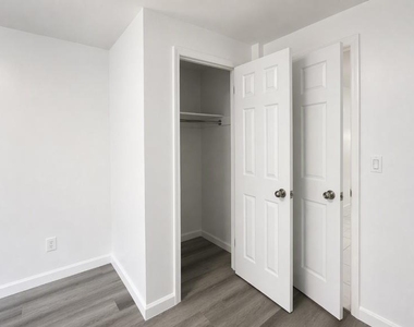 87 Clinton Street - Photo Thumbnail 5