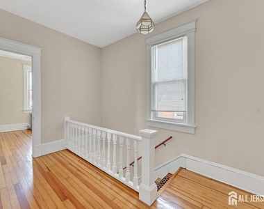 329 George Street - Photo Thumbnail 3