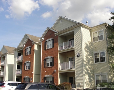 727 Lucy Court - Photo Thumbnail 1