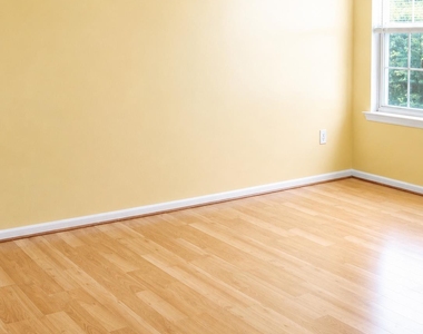 727 Lucy Court - Photo Thumbnail 7