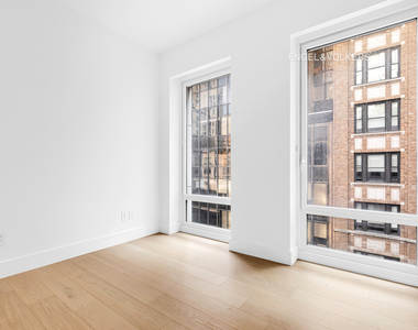15 W 61st Street - Photo Thumbnail 10