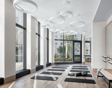 15 W 61st Street - Photo Thumbnail 27