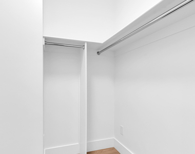 15 W 61st Street - Photo Thumbnail 7