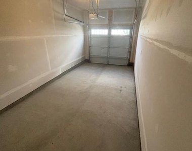 4347 Southerby Drive - Photo Thumbnail 37