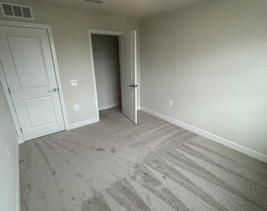 4347 Southerby Drive - Photo Thumbnail 25