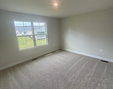 4347 Southerby Drive - Photo Thumbnail 14