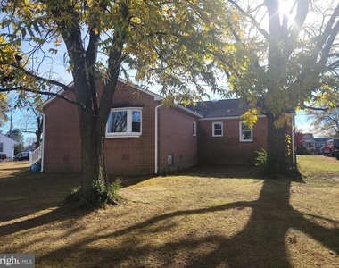113 Southgate Avenue - Photo Thumbnail 18