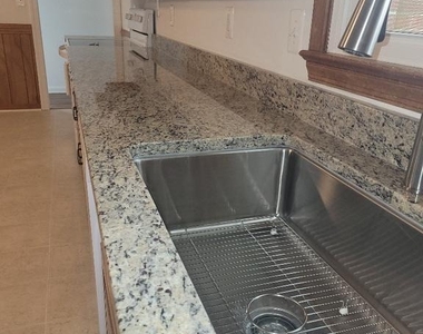 113 Southgate Avenue - Photo Thumbnail 3