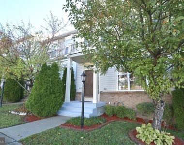 2454 Battery Hill Circle - Photo Thumbnail 4