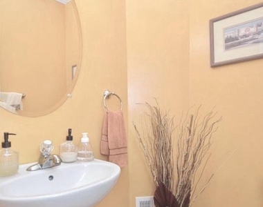 2454 Battery Hill Circle - Photo Thumbnail 7