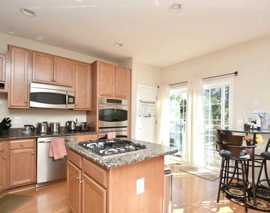 2454 Battery Hill Circle - Photo Thumbnail 1