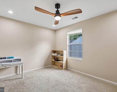 3504 Lacrosse Court - Photo Thumbnail 36