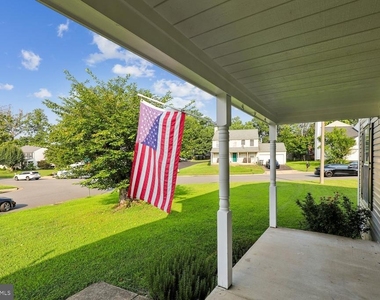 3504 Lacrosse Court - Photo Thumbnail 5