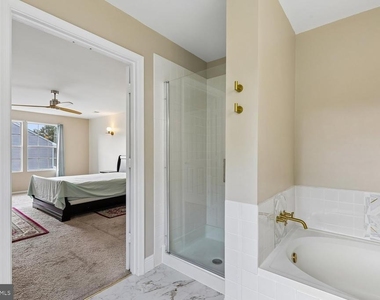 3504 Lacrosse Court - Photo Thumbnail 31