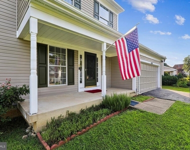 3504 Lacrosse Court - Photo Thumbnail 3