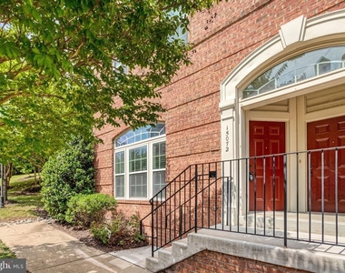 15072 Leicestershire Street - Photo Thumbnail 1