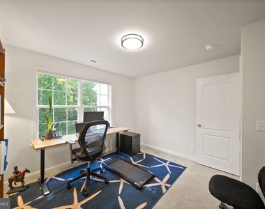 9405 Lomax Forest Drive - Photo Thumbnail 29