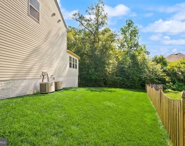9405 Lomax Forest Drive - Photo Thumbnail 45