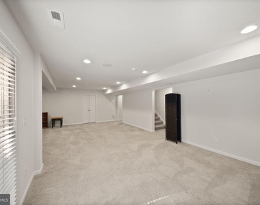 9405 Lomax Forest Drive - Photo Thumbnail 37