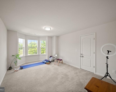 9405 Lomax Forest Drive - Photo Thumbnail 26