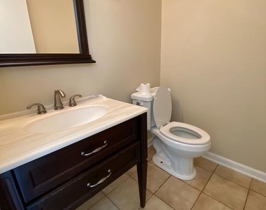 8701 Point Of Woods Drive - Photo Thumbnail 10