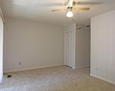 21783 Baldwin Square - Photo Thumbnail 19