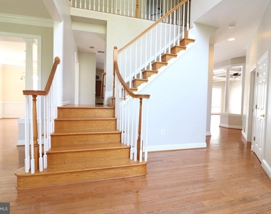 22078 Vantage Pointe Place - Photo Thumbnail 1