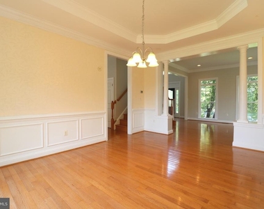22078 Vantage Pointe Place - Photo Thumbnail 8